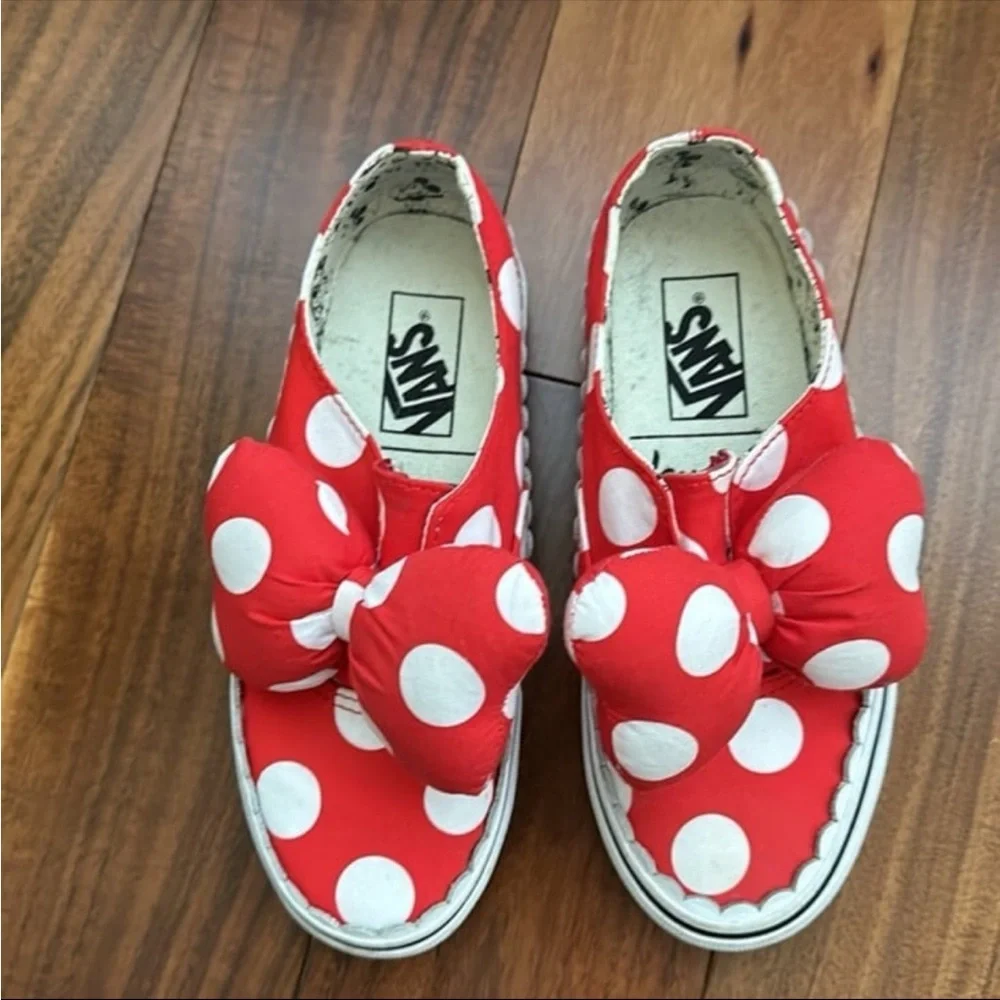DISNEY MINNIE MOUSE BOW VAN SNEAKERS
SIZE WOMAN 5.5 - Picture 2 of 10